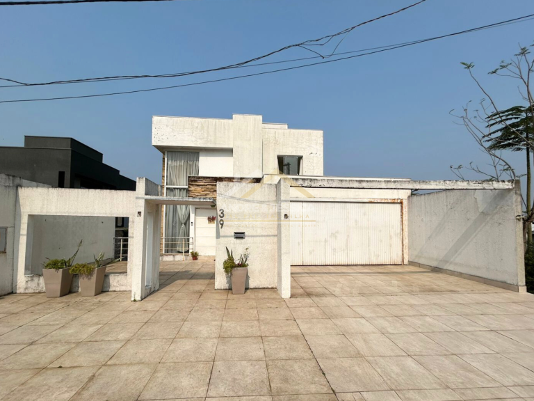 CASA CASA