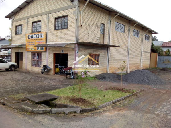 PRÉDIO COMERCIAL